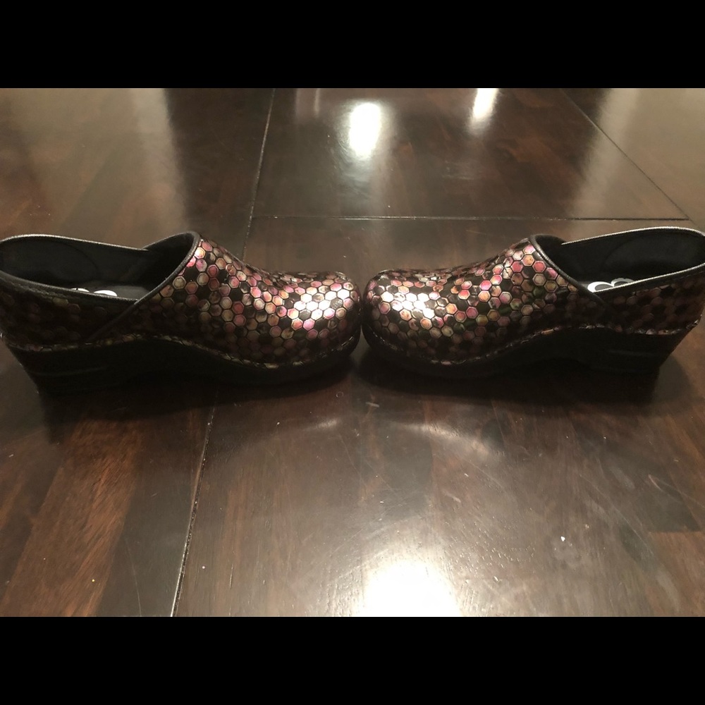 Sanita Shoes